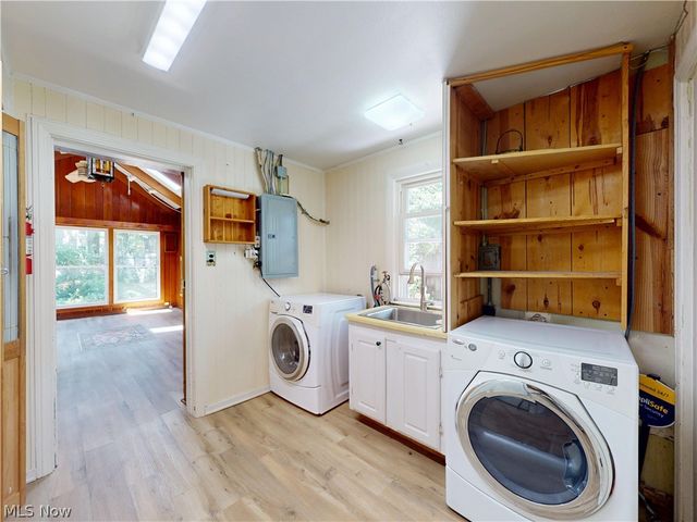 1049 Renfield Road, Cleveland Heights, OH 44121