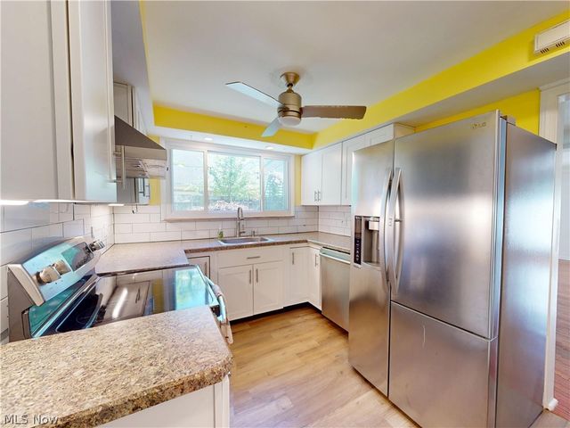 1049 Renfield Road, Cleveland Heights, OH 44121