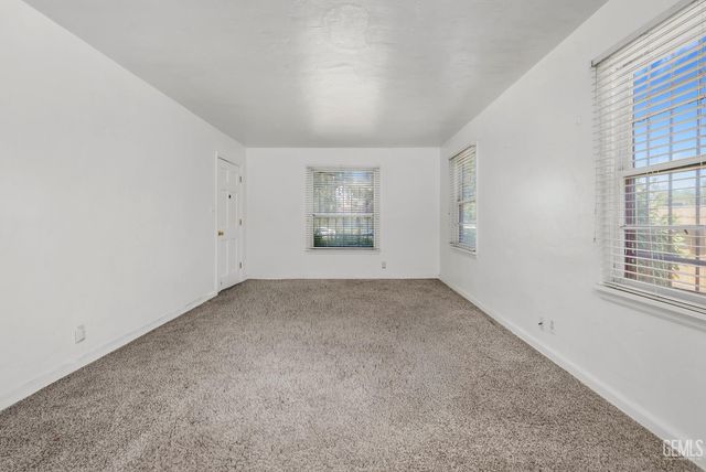 308 Cypress Street, Bakersfield, CA 93304