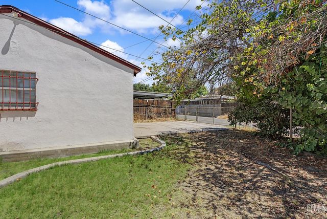 308 Cypress Street, Bakersfield, CA 93304