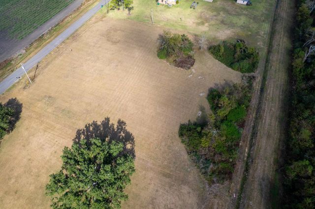 415 Central Lafourche Drive, Raceland, LA 70394