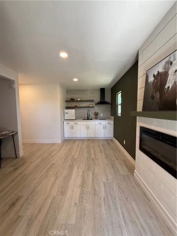 9925 Redwood, Hesperia, CA 92345