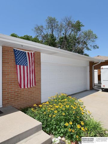 1731 N 63rd Street, Lincoln, NE 68505