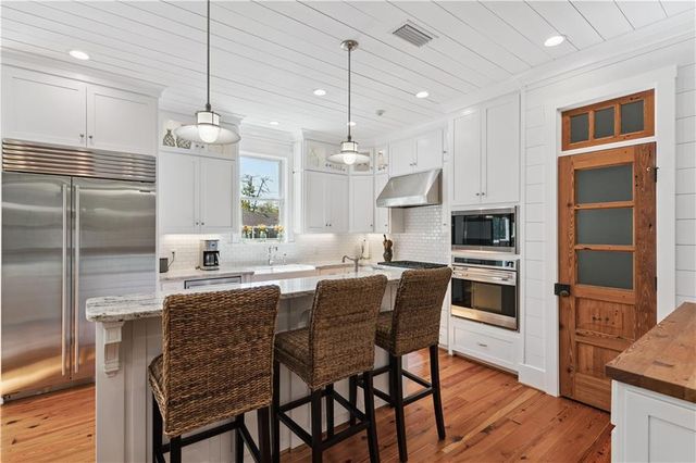 4316 5th Street, St. Simons Island, GA 31522