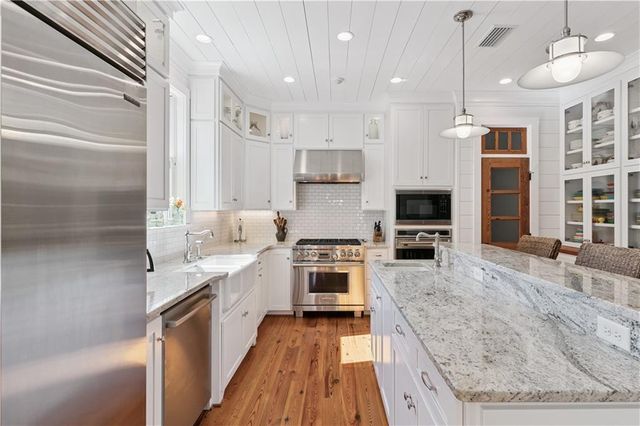 4316 5th Street, St. Simons Island, GA 31522