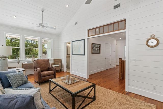 4316 5th Street, St. Simons Island, GA 31522