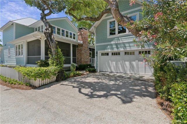 4316 5th Street, St. Simons Island, GA 31522