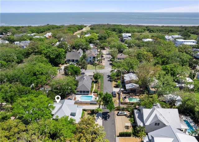 4316 5th Street, St. Simons Island, GA 31522