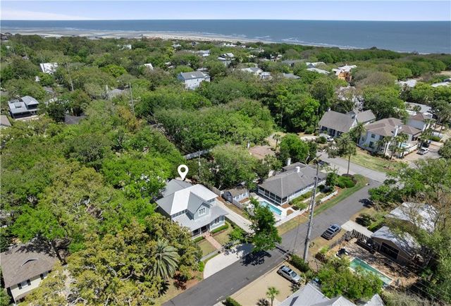 4316 5th Street, St. Simons Island, GA 31522