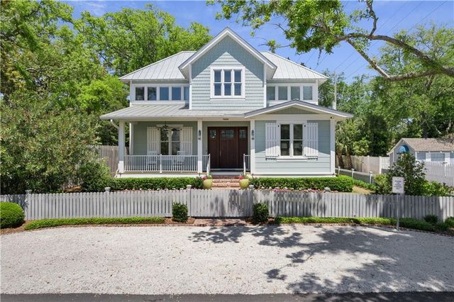 4316 5th Street, St. Simons Island, GA 31522