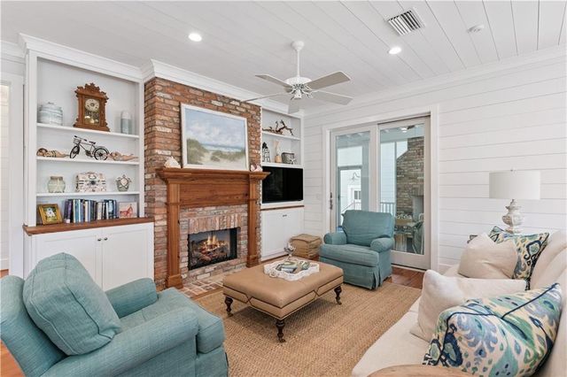 4316 5th Street, St. Simons Island, GA 31522