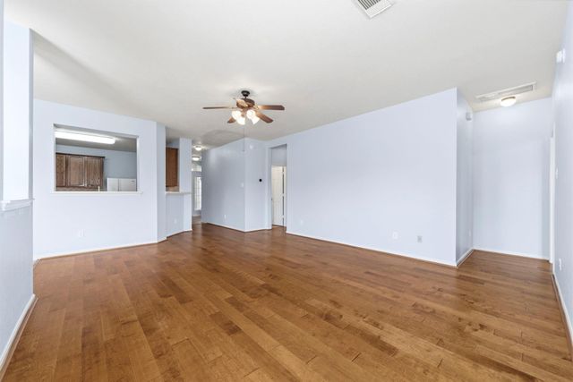 2709 Shallow Falls Court, Pearland, TX 77584
