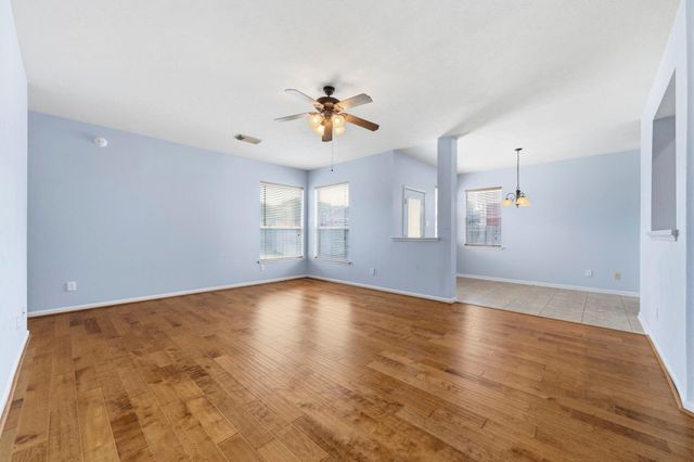 2709 Shallow Falls Court, Pearland, TX 77584