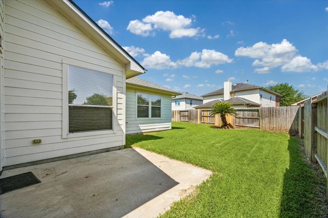 2709 Shallow Falls Court, Pearland, TX 77584