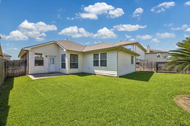 2709 Shallow Falls Court, Pearland, TX 77584