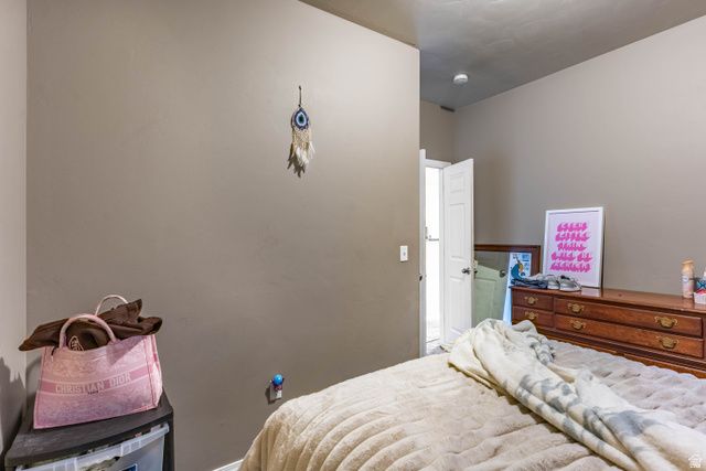 12802 S TIMBER RUN RD, Riverton, UT 84065