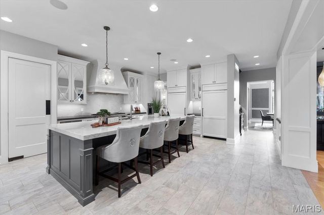 12723 Topping Acres, St Louis, MO 63131