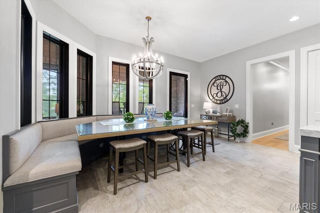 12723 Topping Acres, St Louis, MO 63131