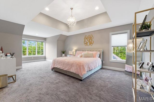 12723 Topping Acres, St Louis, MO 63131