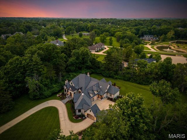 12723 Topping Acres, St Louis, MO 63131