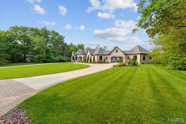 12723 Topping Acres, St Louis, MO 63131