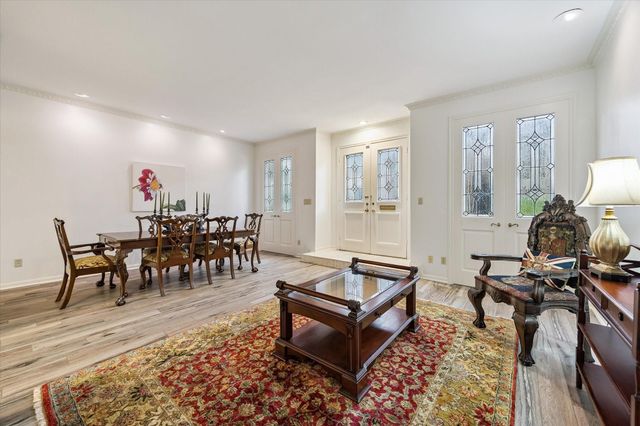 7615 Del Monte Drive, Houston, TX 77063