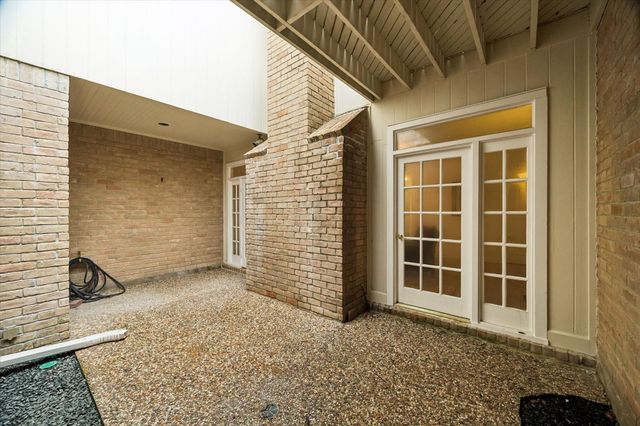 7615 Del Monte Drive, Houston, TX 77063