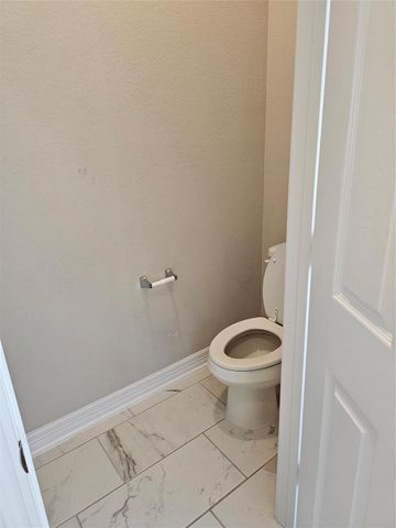 10410 Russell Pines Drive, Rosharon, TX 77583