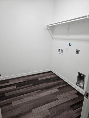 10410 Russell Pines Drive, Rosharon, TX 77583