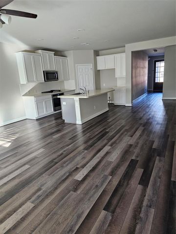 10410 Russell Pines Drive, Rosharon, TX 77583