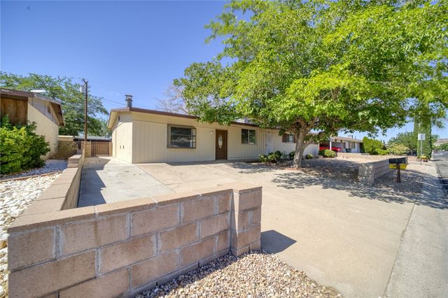 1916 Pacific Avenue, Kingman, AZ 86401
