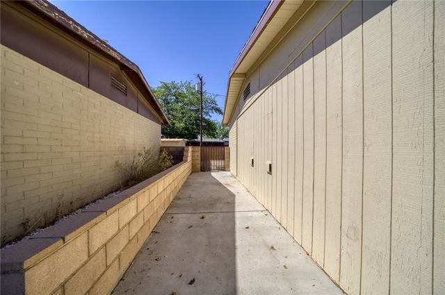 1916 Pacific Avenue, Kingman, AZ 86401