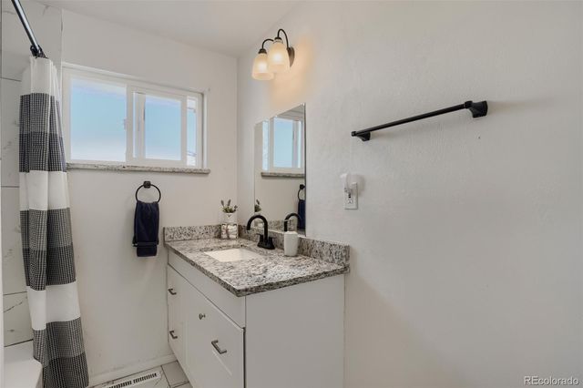 10 Teller Street, Lakewood, CO 80226