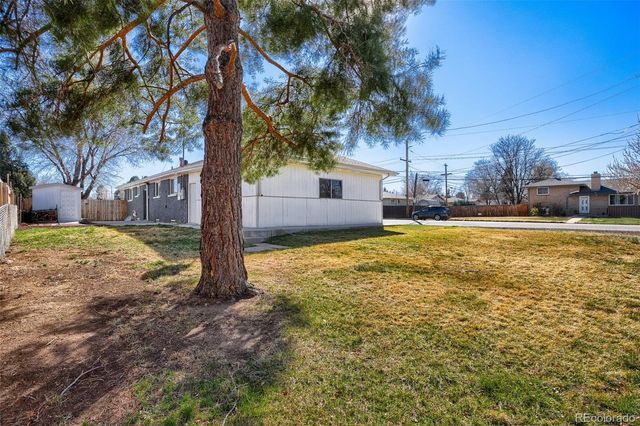 10 Teller Street, Lakewood, CO 80226