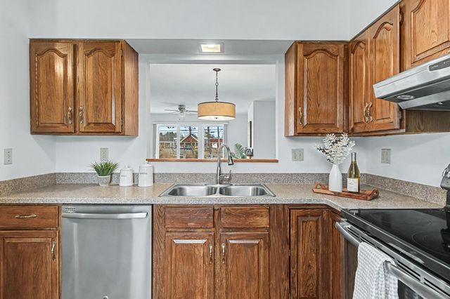 431 Westview Circle, Williston, VT 05495