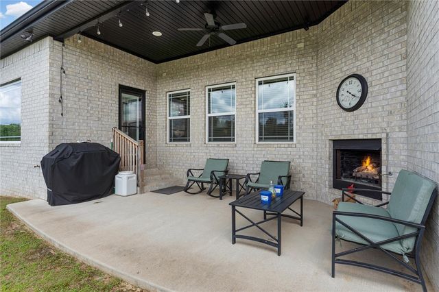 1160 Elizabeth Drive, Centerton, AR 72713