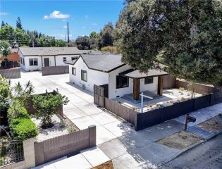 1050 W Chestnut Avenue, Santa Ana, CA 92703