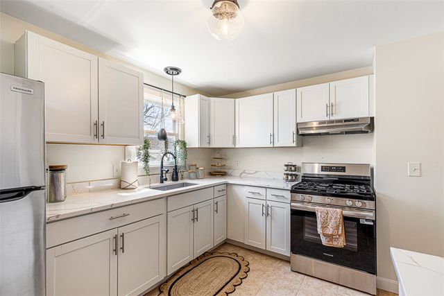 79 Archer Street, Pawtucket, RI 02861