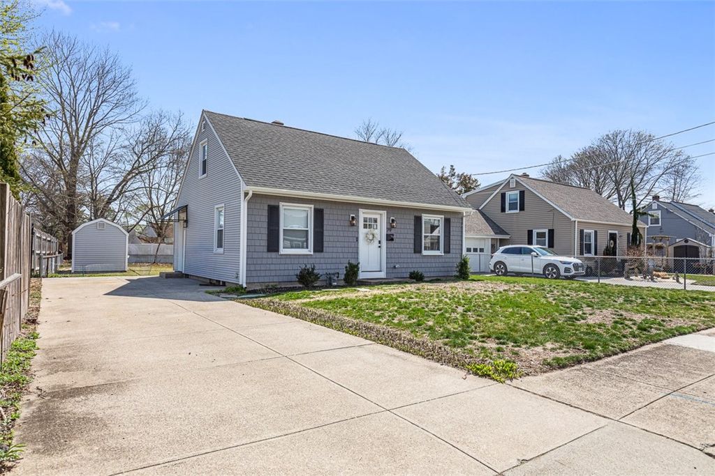 79 Archer Street, Pawtucket, RI 02861