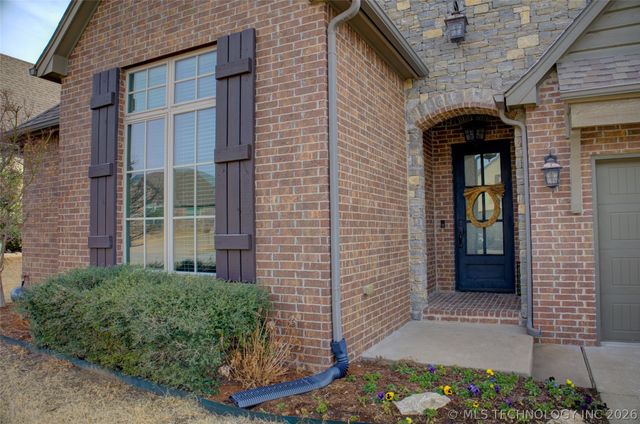 5830 E 144th Street S, Bixby, OK 74008