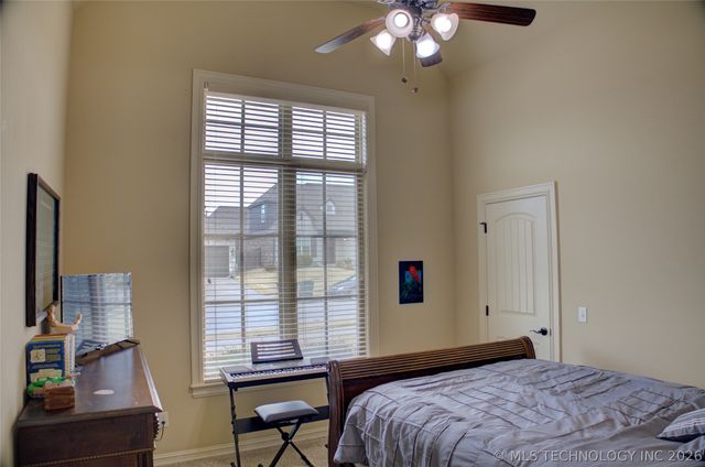 5830 E 144th Street S, Bixby, OK 74008