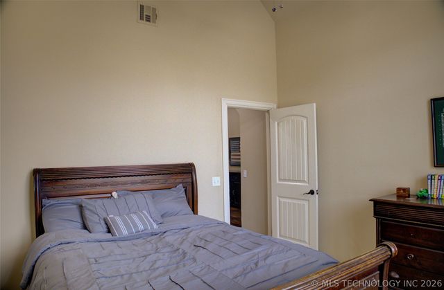 5830 E 144th Street S, Bixby, OK 74008