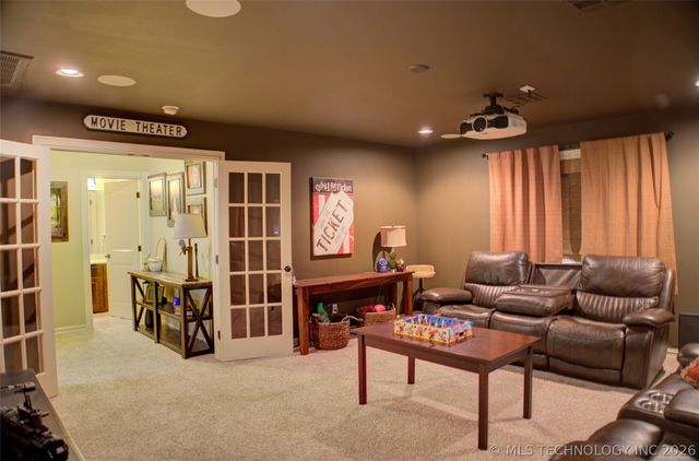 5830 E 144th Street S, Bixby, OK 74008