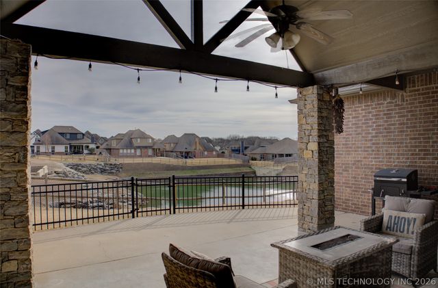 5830 E 144th Street S, Bixby, OK 74008