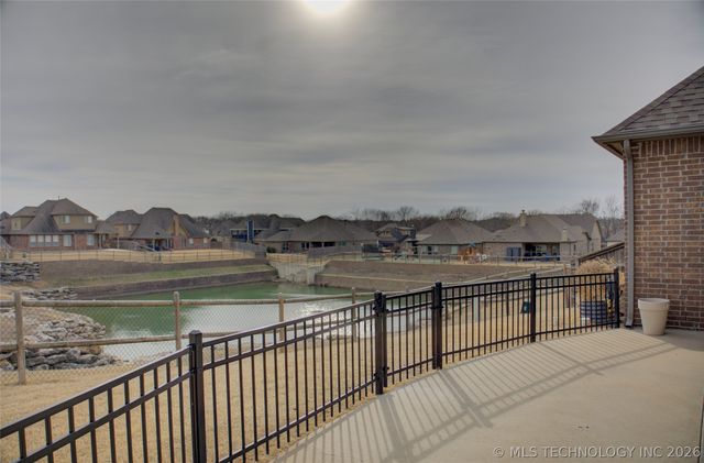 5830 E 144th Street S, Bixby, OK 74008