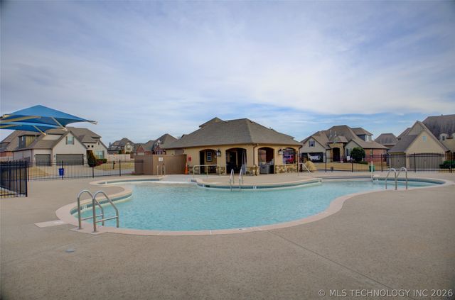 5830 E 144th Street S, Bixby, OK 74008