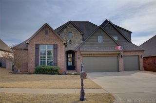 5830 E 144th Street S, Bixby, OK 74008