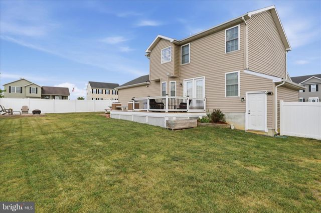 12 STORK LN, Martinsburg, WV 25405