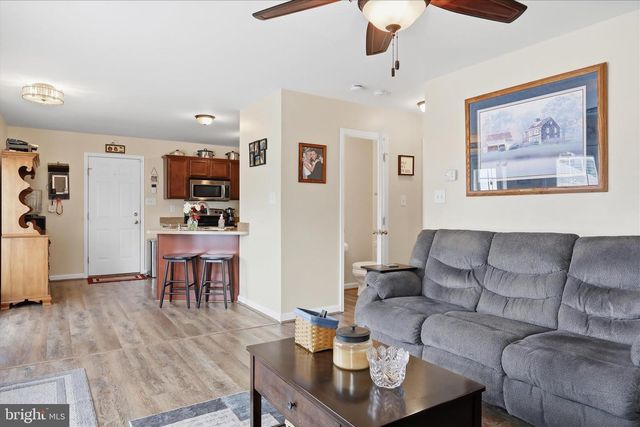 12 STORK LN, Martinsburg, WV 25405