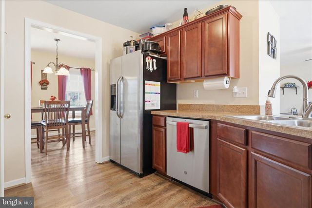 12 STORK LN, Martinsburg, WV 25405